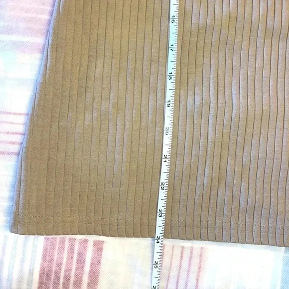 Urban Apparel  Group Vintage top , clean and washed - Picture 5 of 7